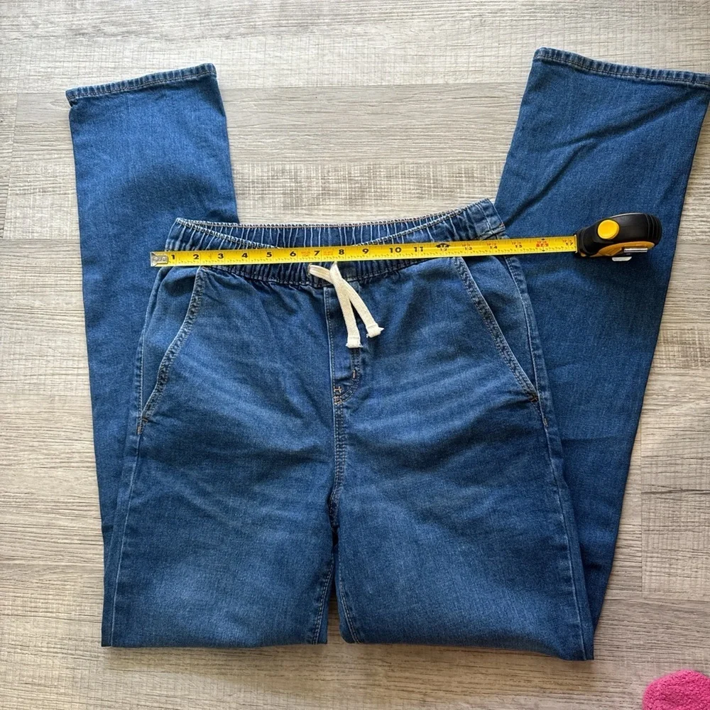 Old Navy Women's Straight Leg Blue Jeans size XXL(18)